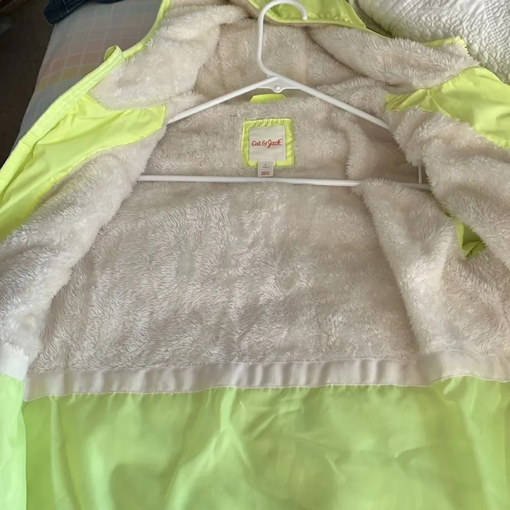 Cat & Jack Girls Puffer Jacket Size L GUC Bright yellow